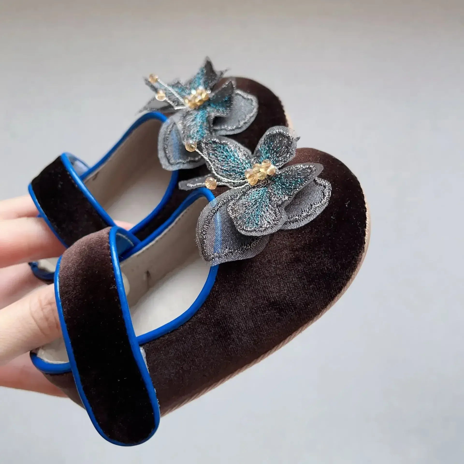 ベビー用靴 ベビーシューズ ストラップバタフライバレエシューズ ファーストシューズ 靴【mh0007193】