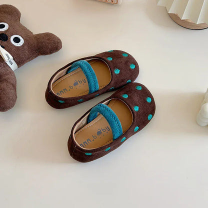 ベビー用靴 キッズシューズ 靴 水玉ポルカドット刺繍ストラップフラットバレエシューズ【mh0007697】