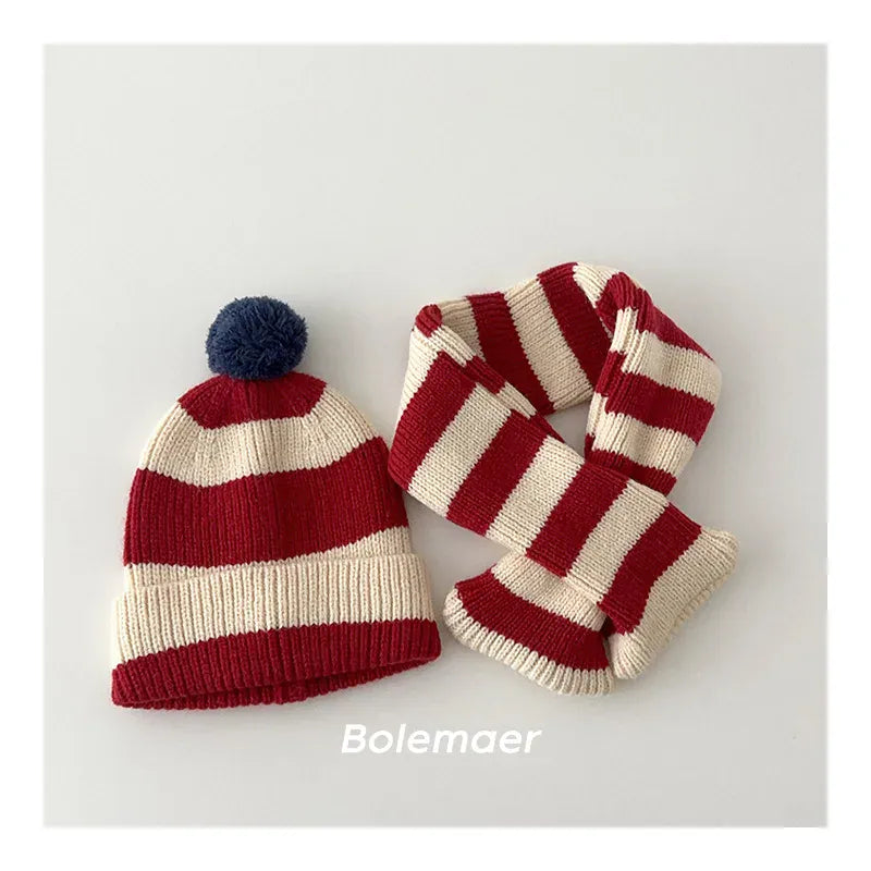 ネックウォーマー Red / One Size / 取り寄せ（10〜35日） キッズマフラー+帽子セット ボーダーニットネックウォーマー+お揃いニット帽ニットキャップ【mh0007581】