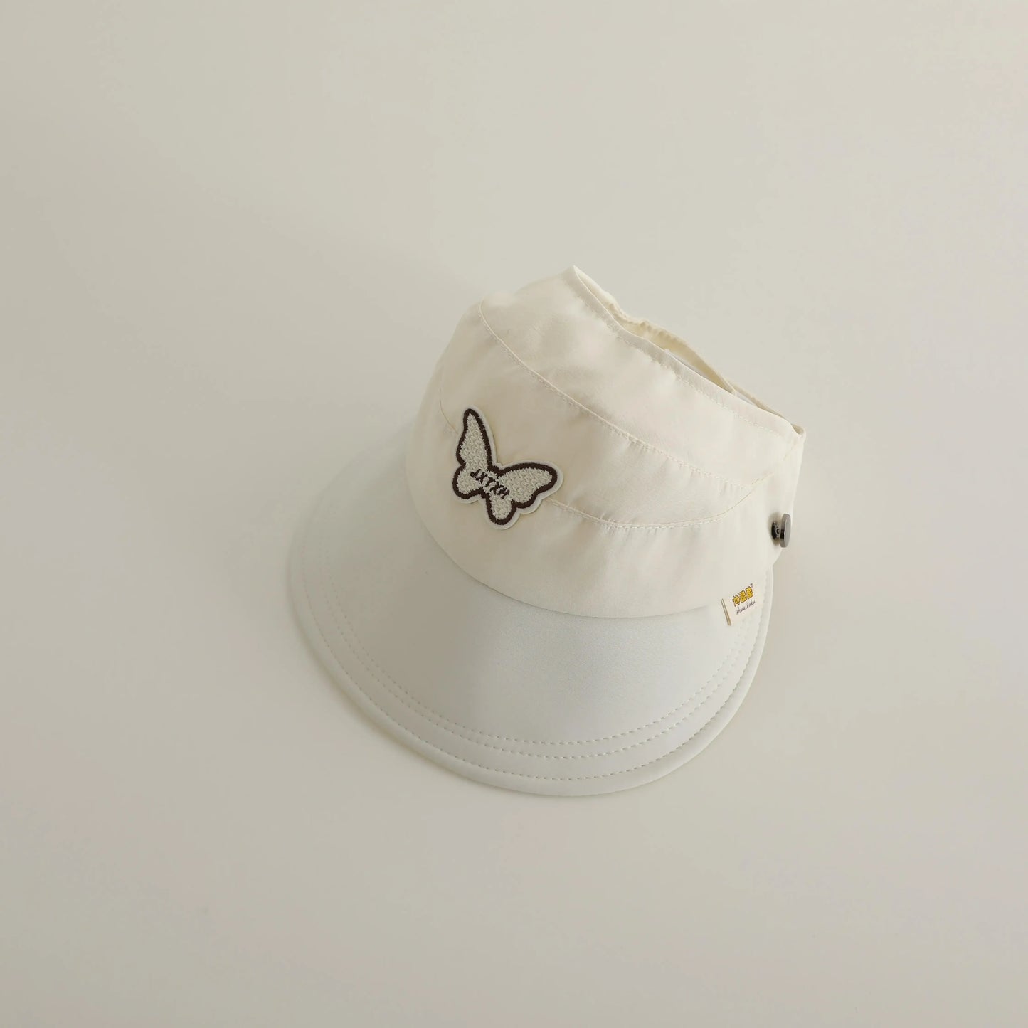 ベビー用帽子 WHITE / 48-52cm / 取り寄せ（7〜30日） キッズ帽子 サンバイザー 日除け バタフライ蝶ワッペン サマーハット