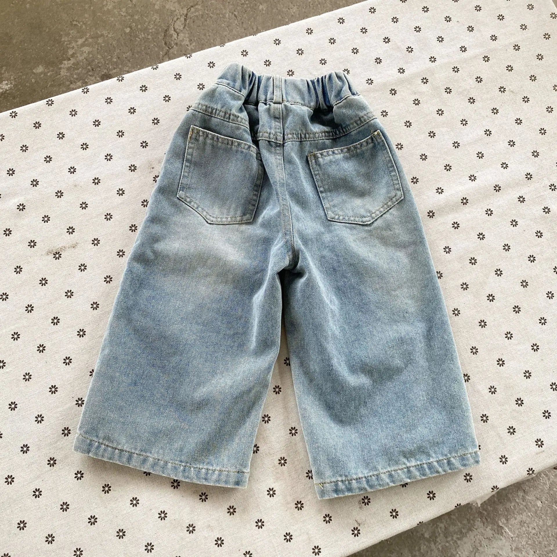 デニムパンツ キッズパンツ アニマルプリントルーズストレートデニムパンツ ジーンズ