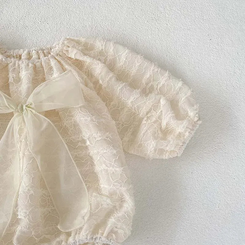 長袖ロンパース ベビーロンパース ビッグリボンレースフリル長袖ボディスーツ ベージュ