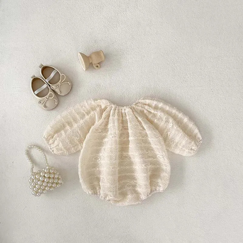 長袖ロンパース ベビーロンパース ビッグリボンレースフリル長袖ボディスーツ ベージュ