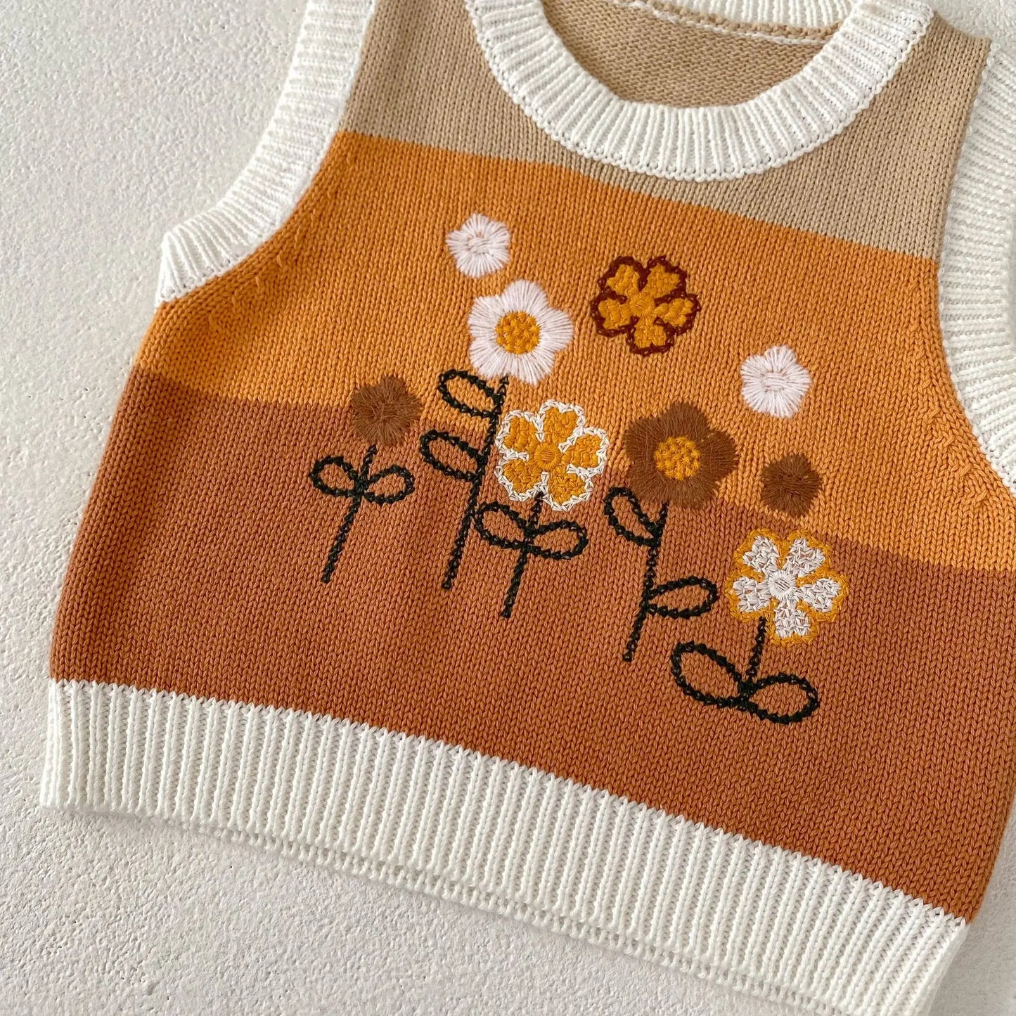 ベスト ベビーベスト ニットトップス フラワー刺繍 ボーダー