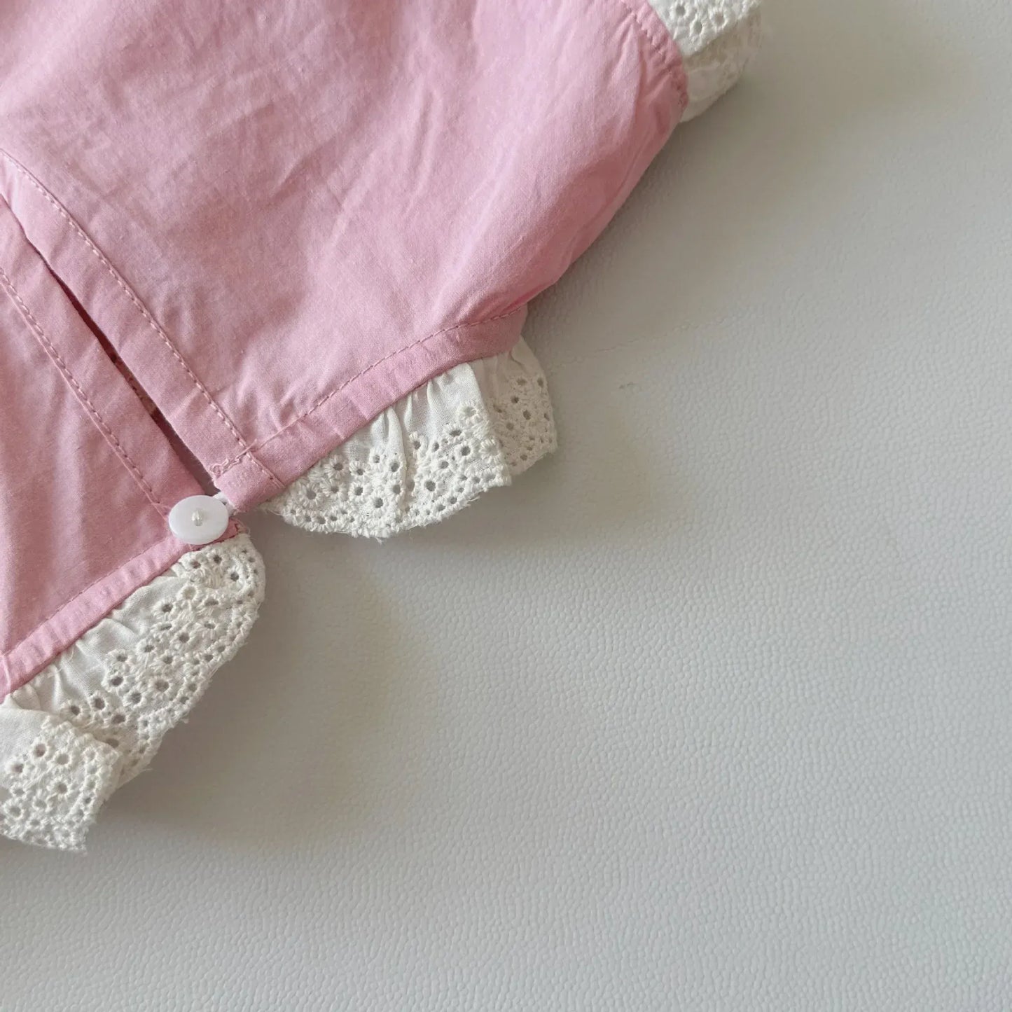 長袖ロンパース ベビーロンパース ノースリーブボディースーツ ピンタック レース ピンク