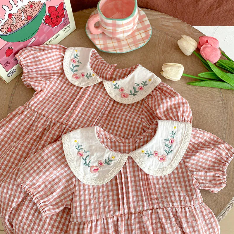 半袖ロンパース ☺︎ ベビーロンパース/キッズワンピース 半袖パフスリーブ チェック フラワー花柄刺繍 リンクコーデ 姉妹 お揃いコーデ