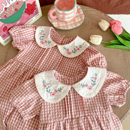 半袖ロンパース ☺︎ ベビーロンパース/キッズワンピース 半袖パフスリーブ チェック フラワー花柄刺繍 リンクコーデ 姉妹 お揃いコーデ