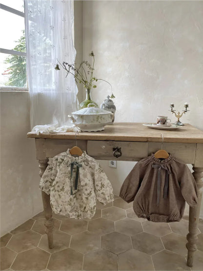 長袖ロンパース ベビーロンパース 長袖スタンドフリルカラーボディスーツ リボン リーフボタニカルプリント/無地