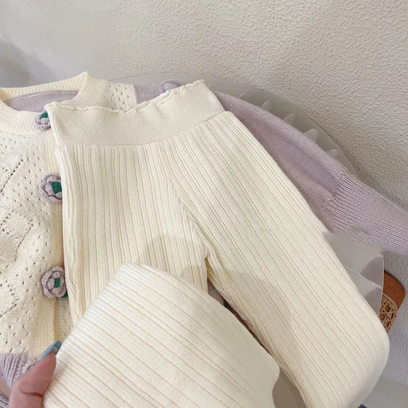 ニット・セーター キッズトップス ニットフレアパンツ フラワー花柄刺繍ニットカーディガンセーター