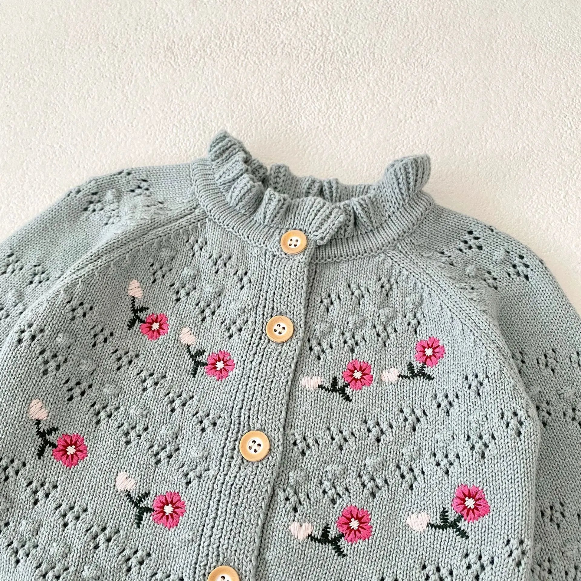カーディガン・パーカー ベビーカーディガン ニット フラワー花柄刺繍 ジャケット スカイブルー