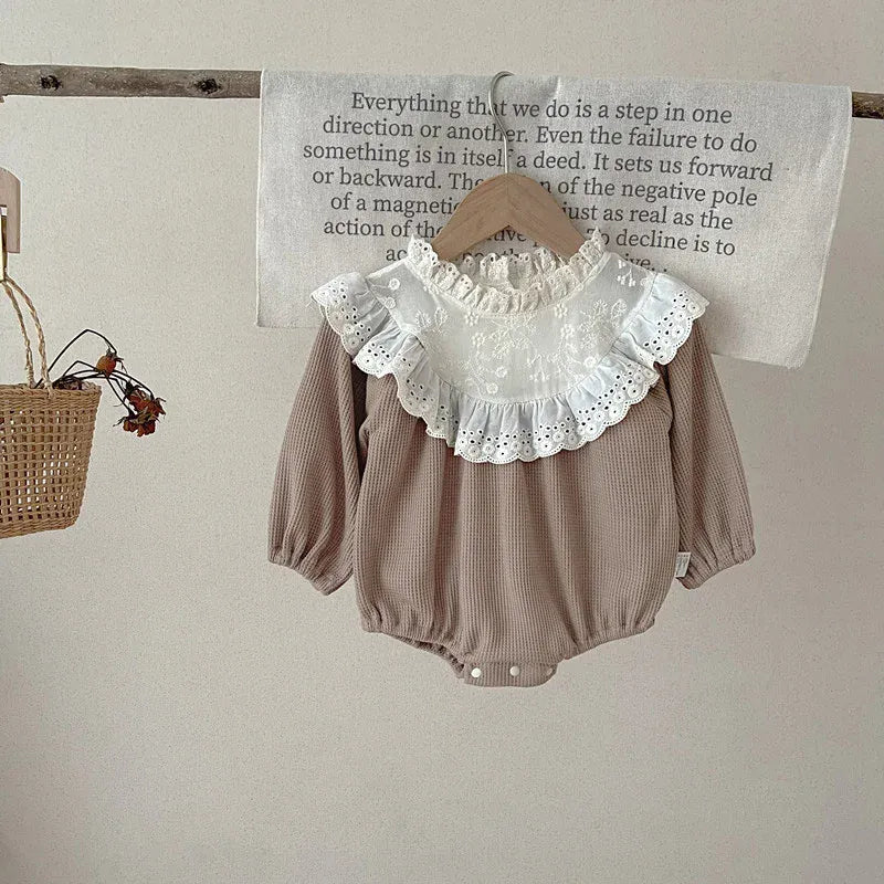 長袖ロンパース ベビーロンパース ワッフル 長袖ロンパース レーススタンドカラー フリル刺繍レース お出かけ