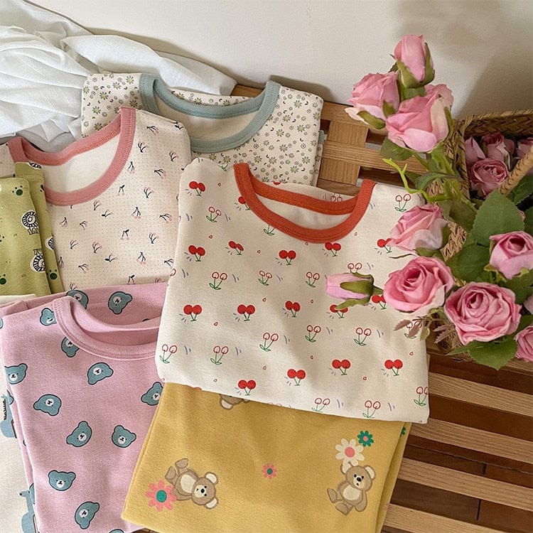 長袖セットアップ キッズ プリント 長袖 パジャマ セット くま ベア チェック フラワー ライオン 恐竜 ユニセックス