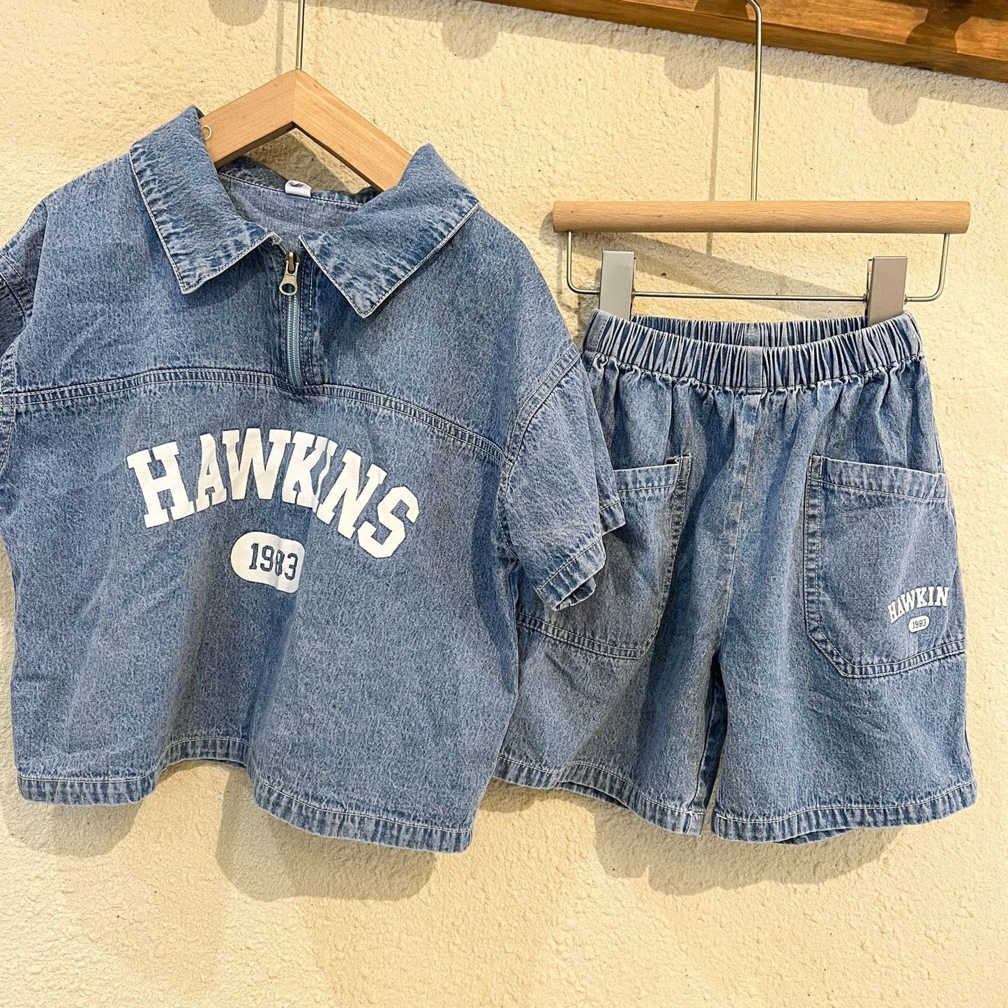 半袖セットアップ ☺︎ キッズ デニム セットアップ レターロゴ プリント 半袖 ハーフジップ シャツ トップス ショートパンツ ブルー ボーイズ