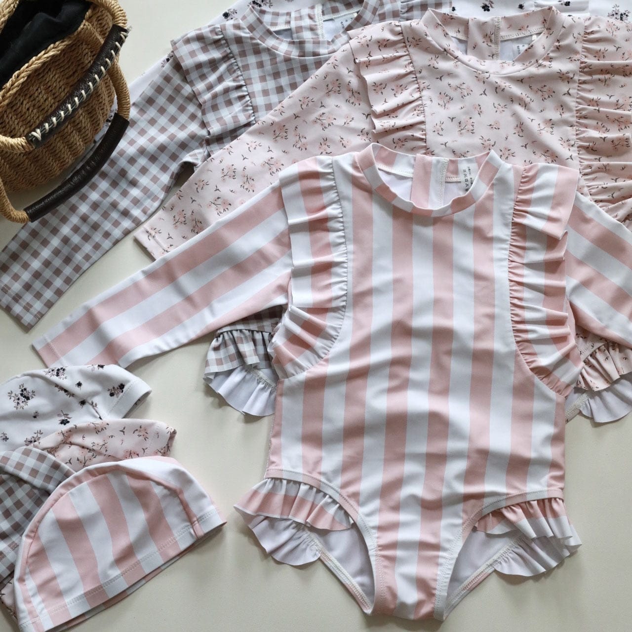 ベビー用水着 キッズ 水着 フラワー 花柄 長袖 ワンピース ビキニ セパレート 帽子 セット ラッシュガード スイムウェア 10スタイル ガールズ【mh0002217】