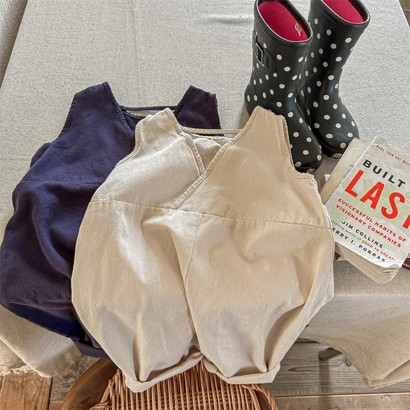 ノースリーブジャンプスーツ キッズジャンプスーツ ダイヤ刺繍ワンポイントノースリーブオーバーオール 2カラー