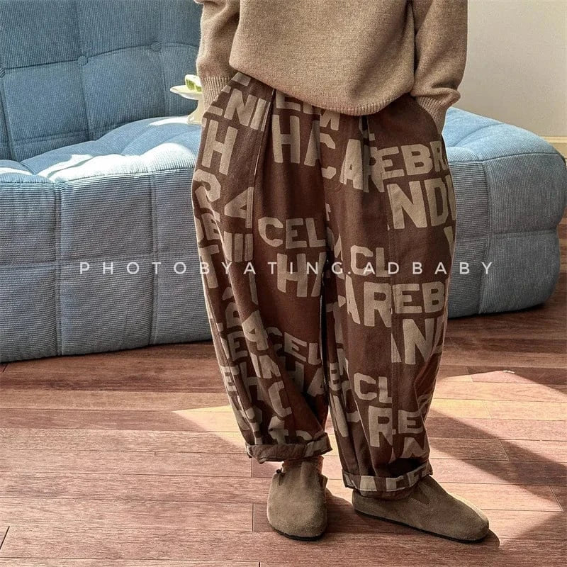 ロングパンツ・スウェットパンツ キッズパンツ ルーズロングワイドパンツ ブロックレターロゴプリント 2カラー