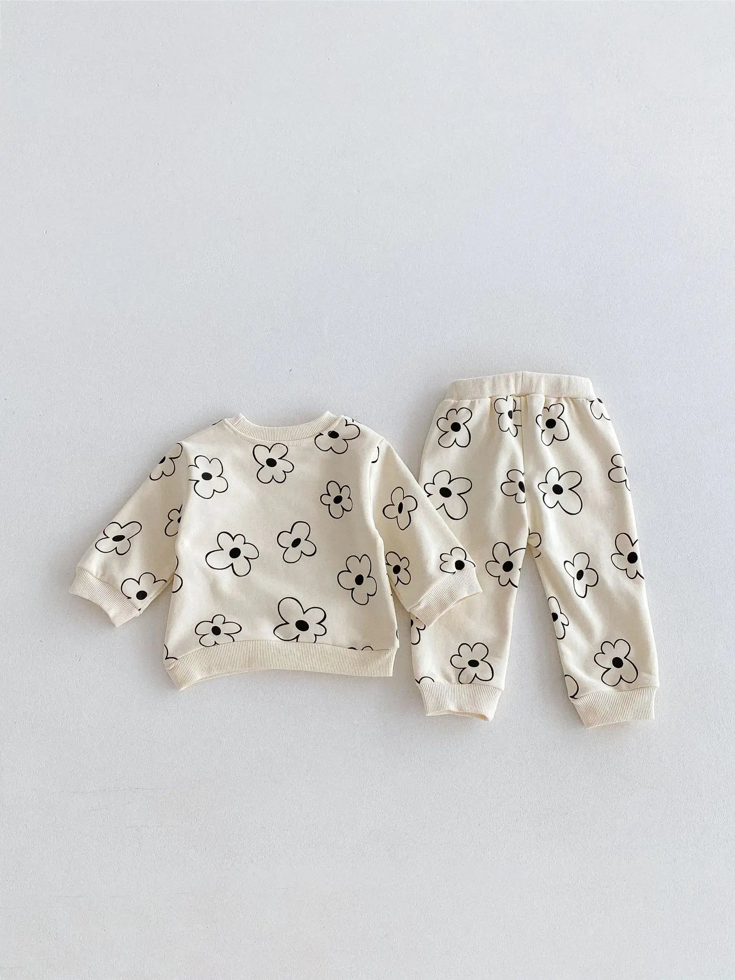 長袖セットアップ ベビーキッズセットアップ 2点セット スウェットシャツ+スウェットパンツ レトロフラワー/カラフルラビットプリント