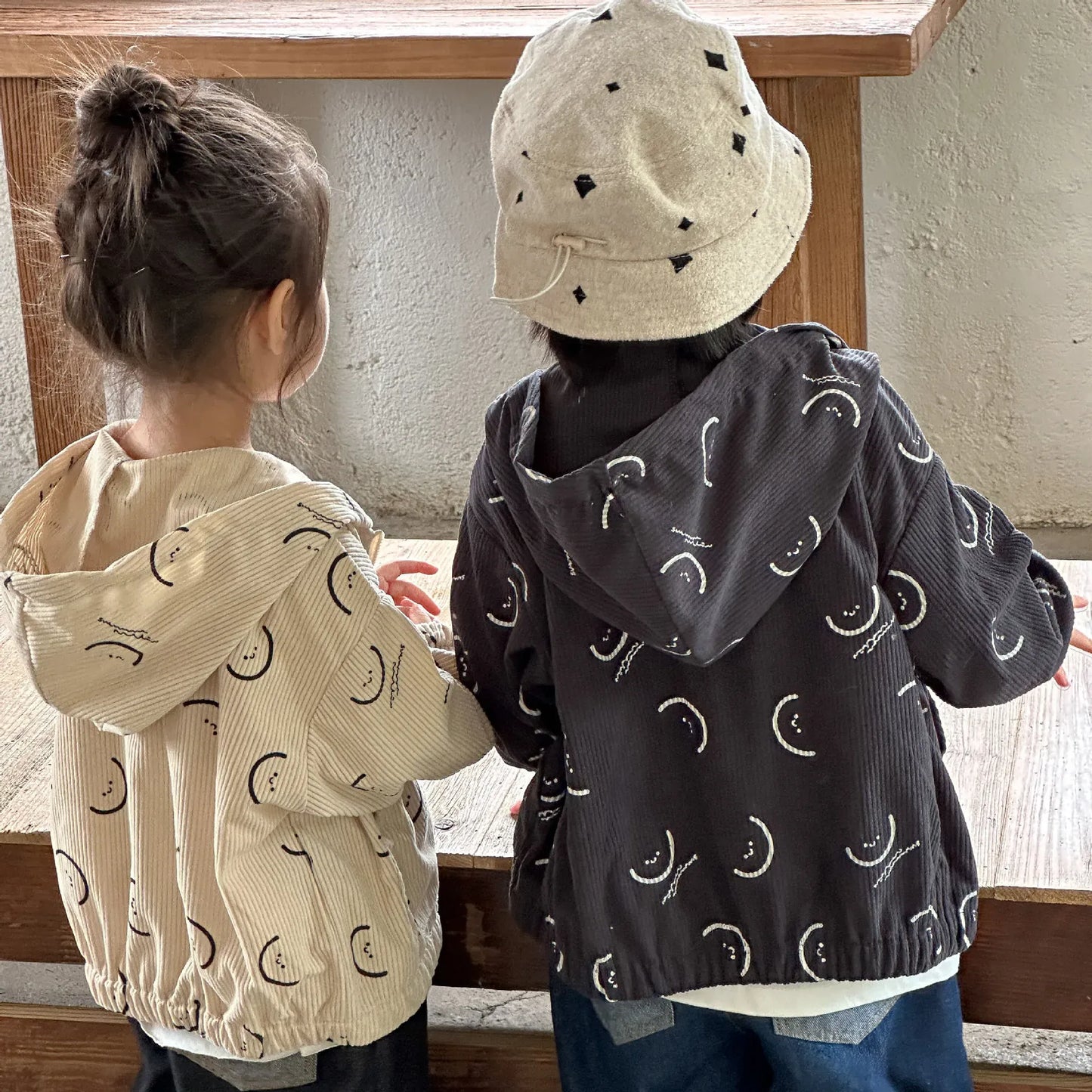 カーディガン・パーカー キッズトップス コーデュロイ フーディ フード付き パーカー スマイルプリント 2カラー
