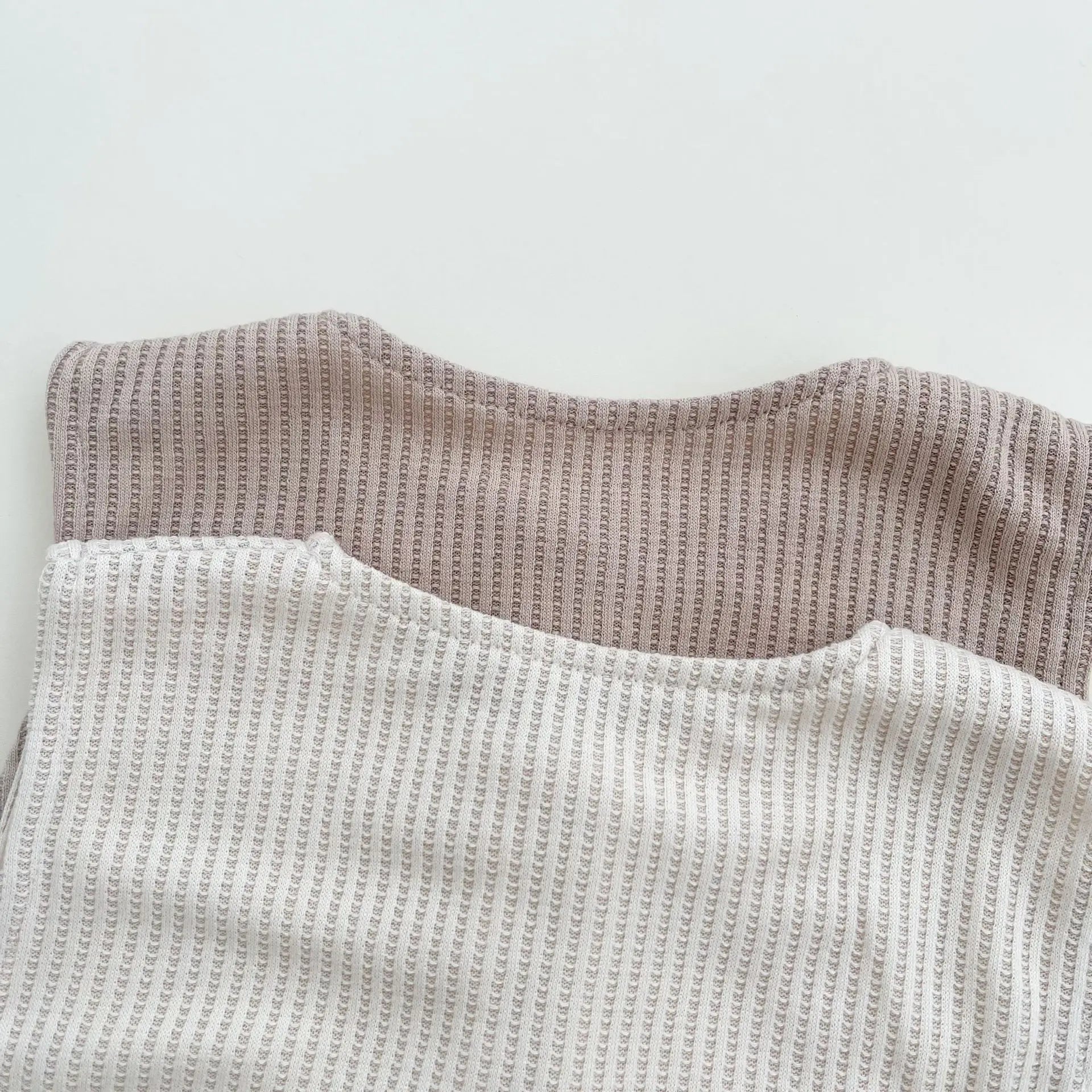 ベスト ベビートップス 前あきベスト シンプルベーシック 2カラー