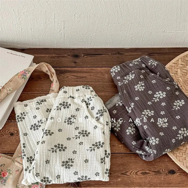 ロングパンツ・スウェットパンツ キッズパンツ サマールーズロングパンツ フラワー小花柄プリント 2カラー