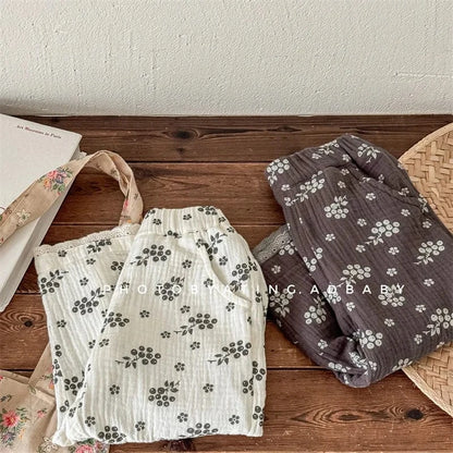 ロングパンツ・スウェットパンツ キッズパンツ サマールーズロングパンツ フラワー小花柄プリント 2カラー