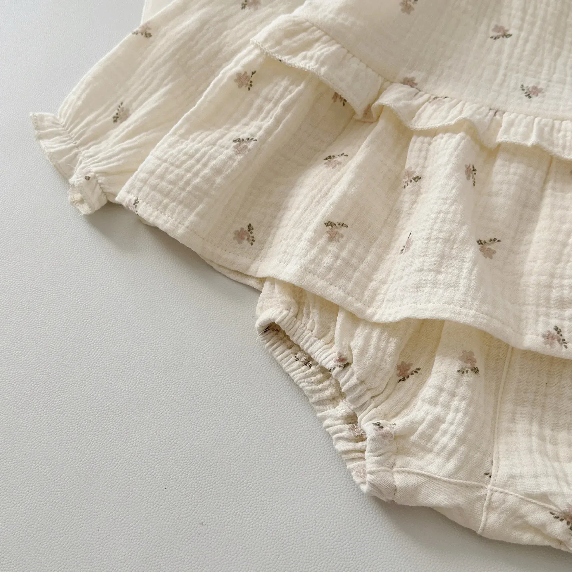 長袖セットアップ ベビーセットアップ 2点セット 長袖ペプラムチュニックブラウス+ブルマパンツ フラワー小花柄プリント