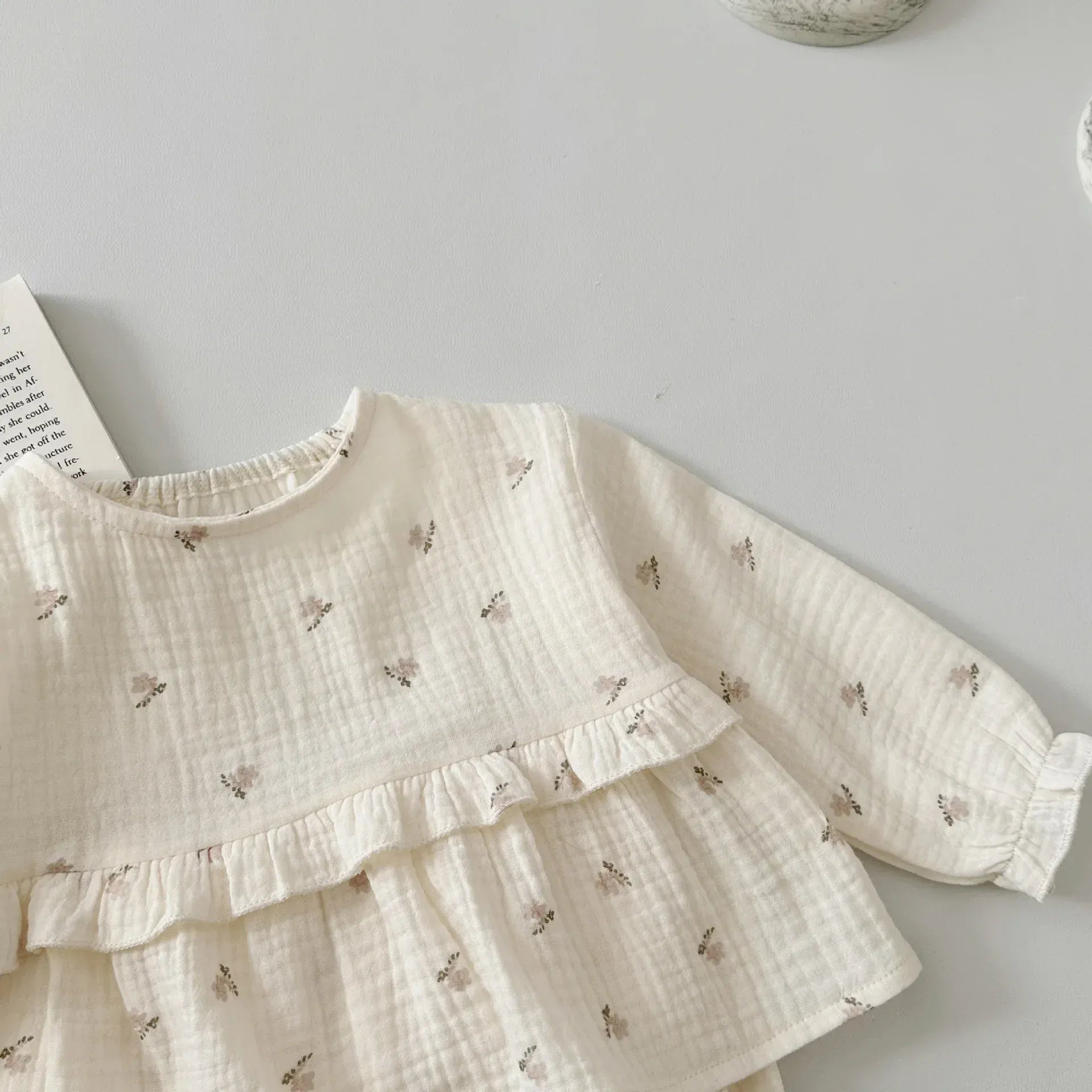 長袖セットアップ ベビーセットアップ 2点セット 長袖ペプラムチュニックブラウス+ブルマパンツ フラワー小花柄プリント