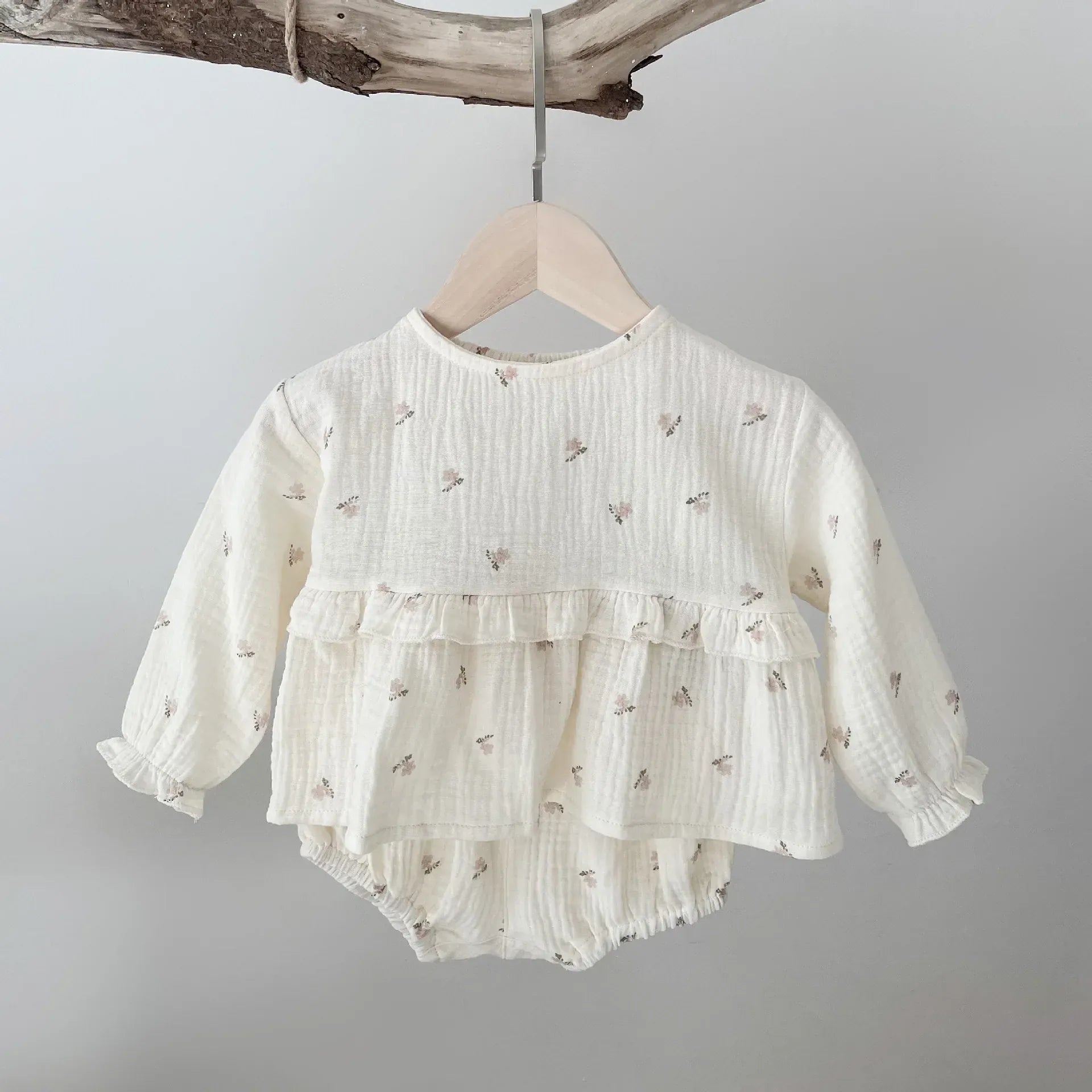 長袖セットアップ ベビーセットアップ 2点セット 長袖ペプラムチュニックブラウス+ブルマパンツ フラワー小花柄プリント