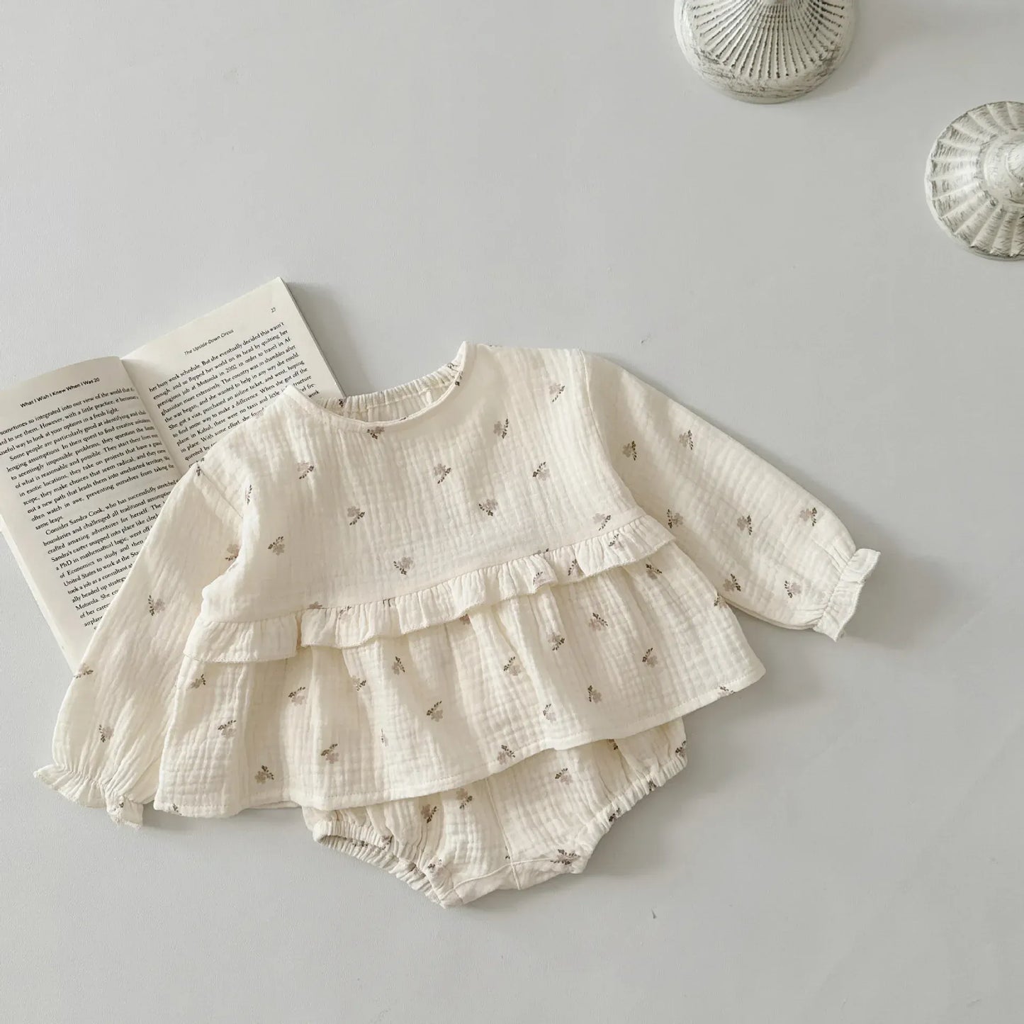 長袖セットアップ ベビーセットアップ 2点セット 長袖ペプラムチュニックブラウス+ブルマパンツ フラワー小花柄プリント