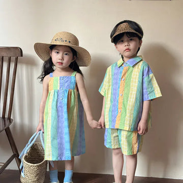 半袖セットアップ キッズセットアップ 2点セット/ワンピース ボーイズ半袖シャツ+ハーフパンツ/ガールズノースリーブワンピース カラフルストライプ リンクコーデ 兄弟姉妹お揃いコーデ