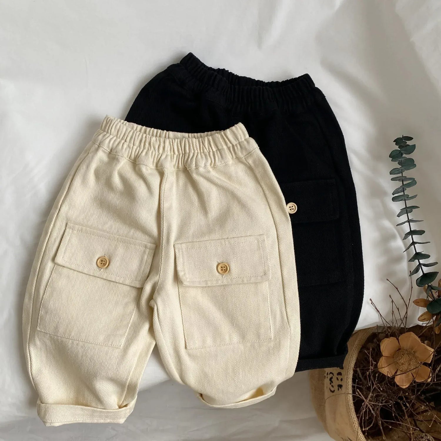 ロングパンツ・スウェットパンツ キッズパンツ ルーズ ボタン ポケット アクセント ロングパンツ 2カラー