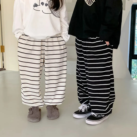 ロングパンツ・スウェットパンツ キッズパンツ ボーダー柄 ルーズロングパンツ ブラック/ホワイト2カラー