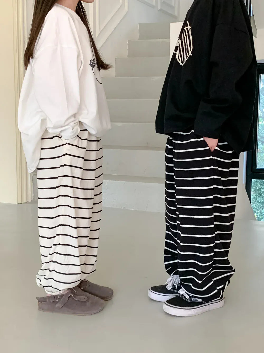ロングパンツ・スウェットパンツ キッズパンツ ボーダー柄 スウェットロングパンツ ブラック/ホワイト/2カラー