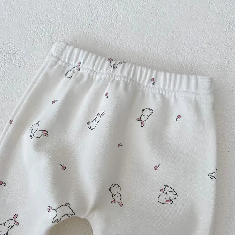 レギンスパンツ ベビータイツ 足つきレギンスパンツ 靴下 ハート うさぎバニー プリント 2パターン