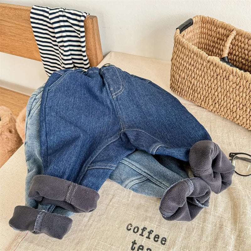 デニムパンツ キッズパンツ デニムパンツ 裏フリース 暖パン ワンポイントタグ ジーンズ ジーパン ブルー 2カラー ボーイズ 男の子 子供服