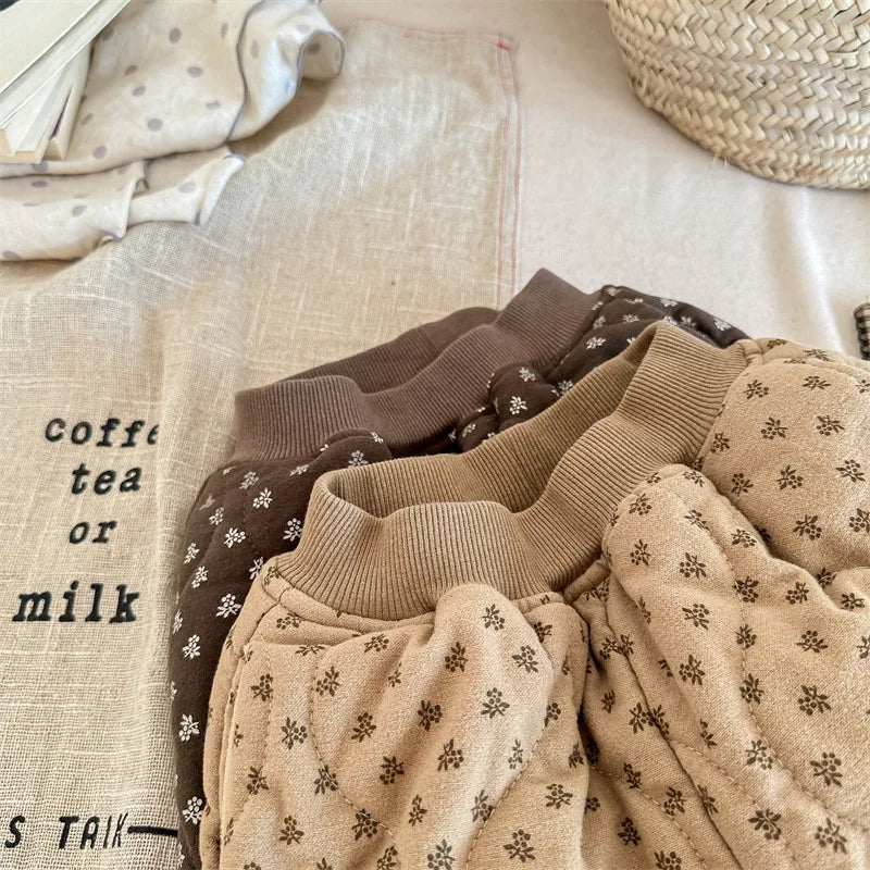 ロングパンツ・スウェットパンツ キッズパンツ キルティング裏フリース フラワー 花柄プリントパンツ 暖パン 2カラー ガールズ 女の子 子供服