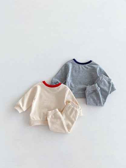 長袖セットアップ ベビーキッズセットアップ 2点セット スウェットシャツ+スウェットパンツ りんごアップルレターロゴプリント 2カラー