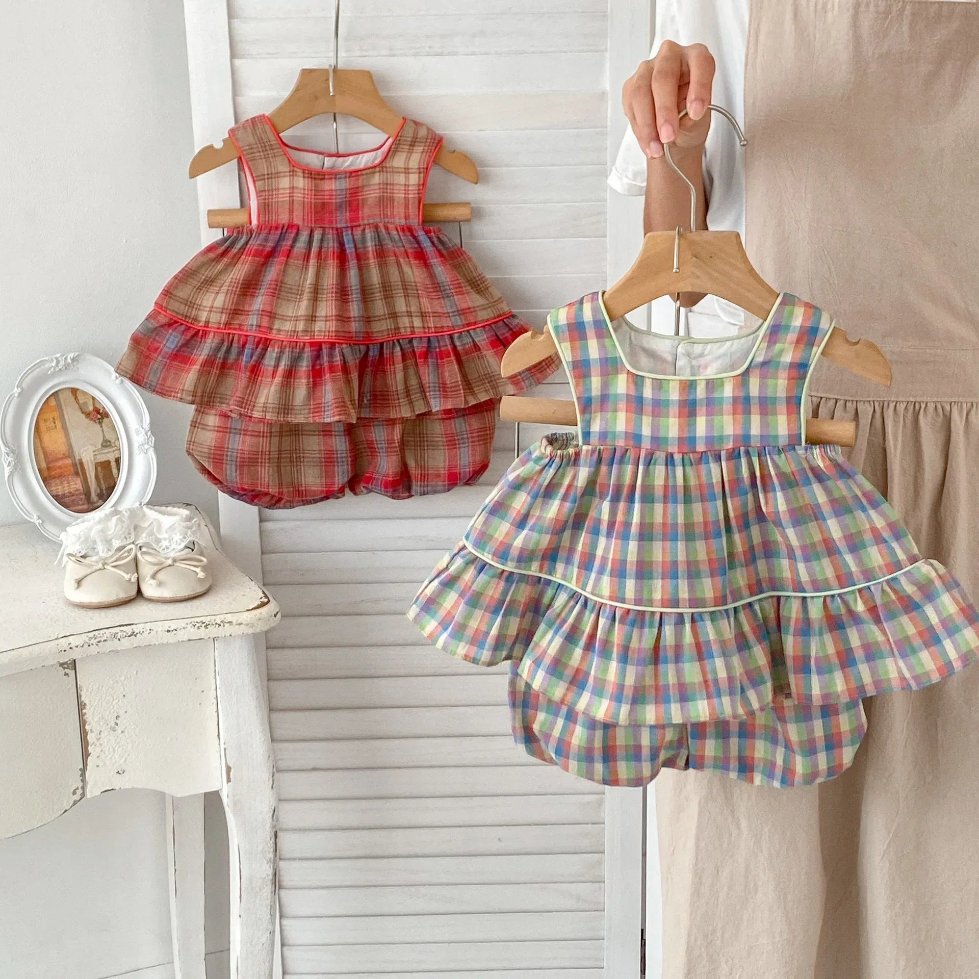 ノースリーブセットアップ ベビーキッズセットアップ 2点セット ノースリーブフリルチュニックブラウス+バルーンショートパンツ チェック 2カラー