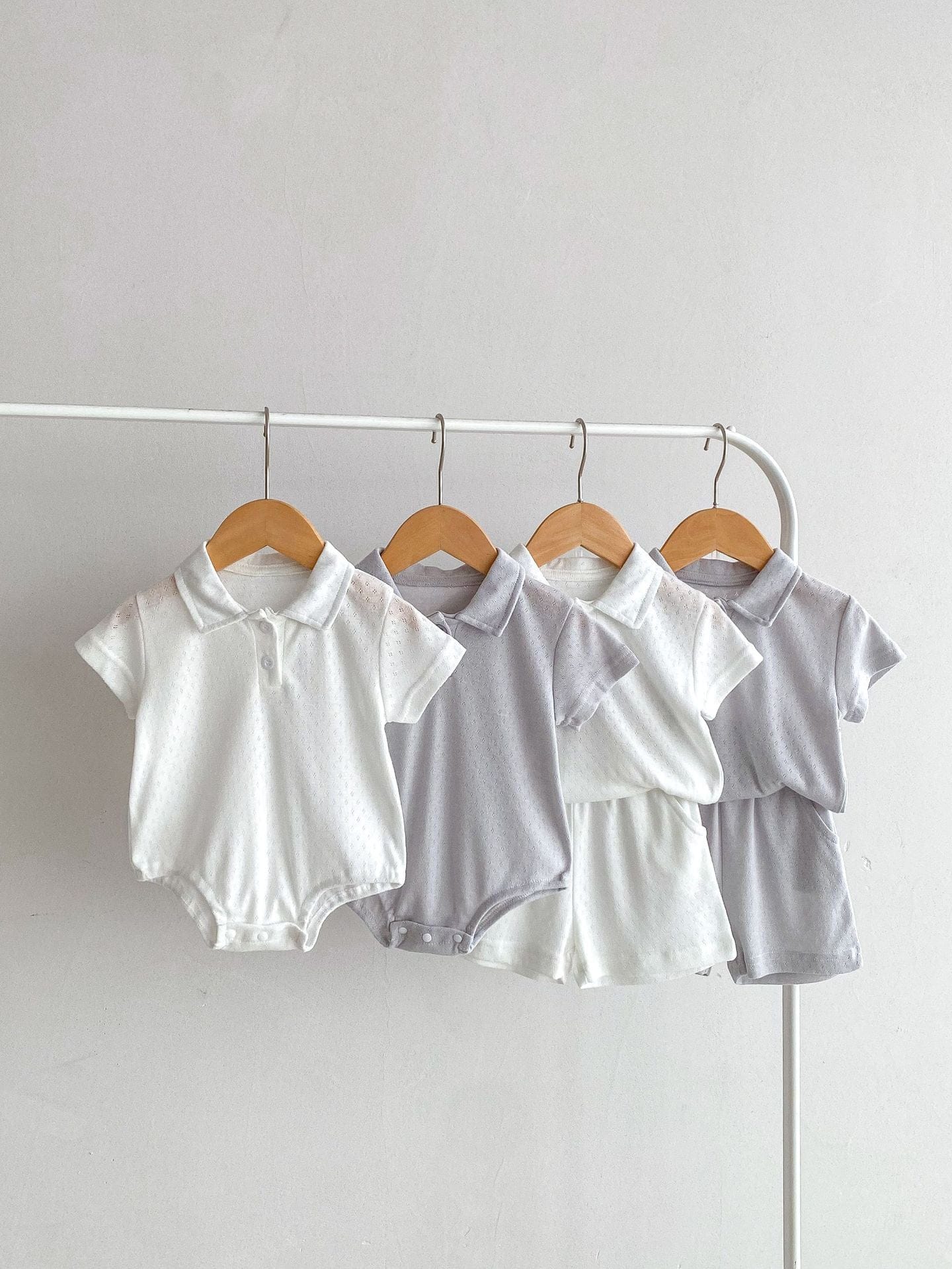 半袖セットアップ ベビーロンパース/セットアップ 2点セット 半袖ポロシャツボディスーツ/半袖ポロシャツ+ショートパンツ 2カラー【mh0005459】