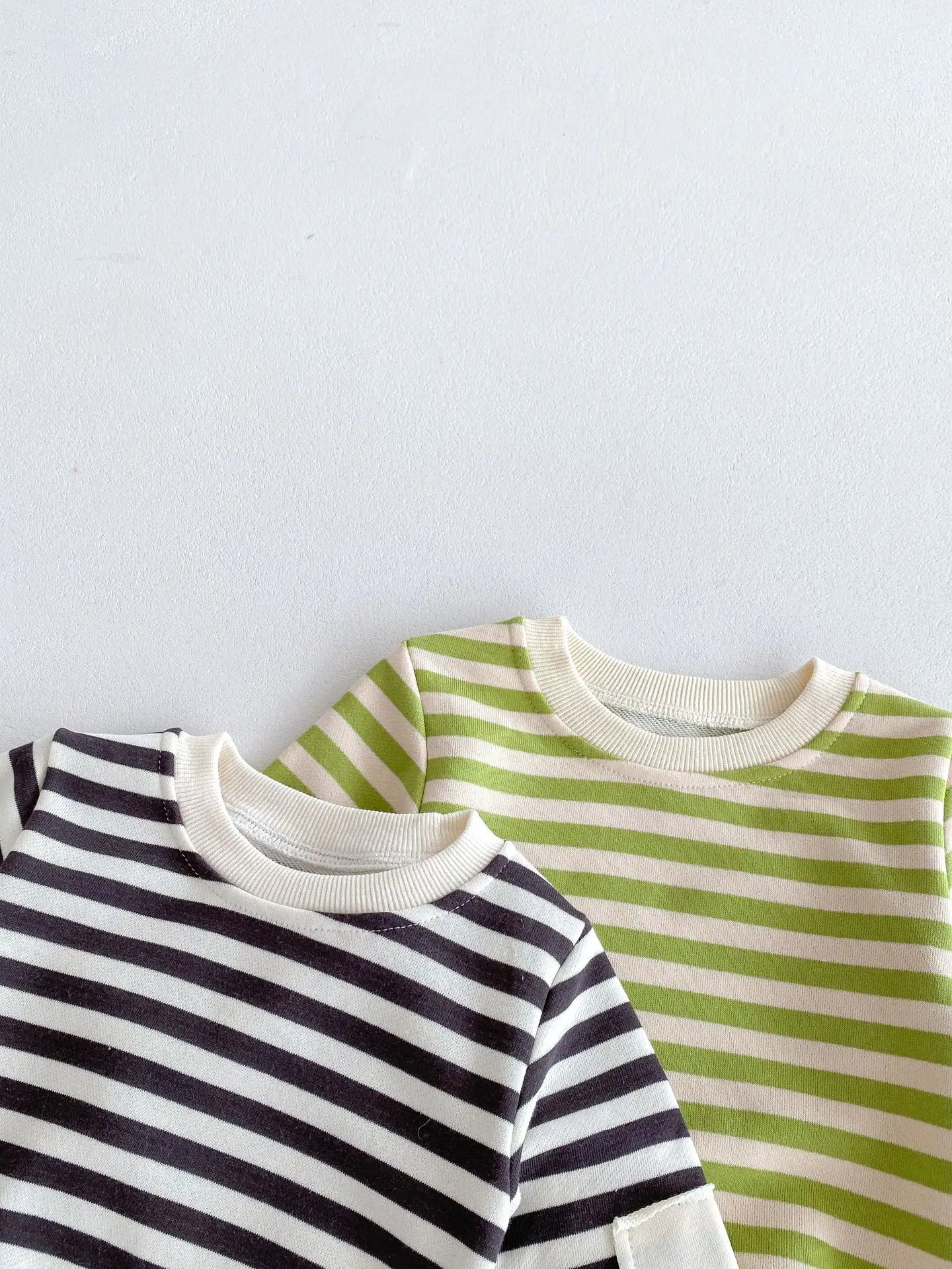 長袖セットアップ ベビーキッズセットアップ 2点セット ボーダー 長袖スウェットシャツ+ロングパンツ 2カラー【mh0006366】