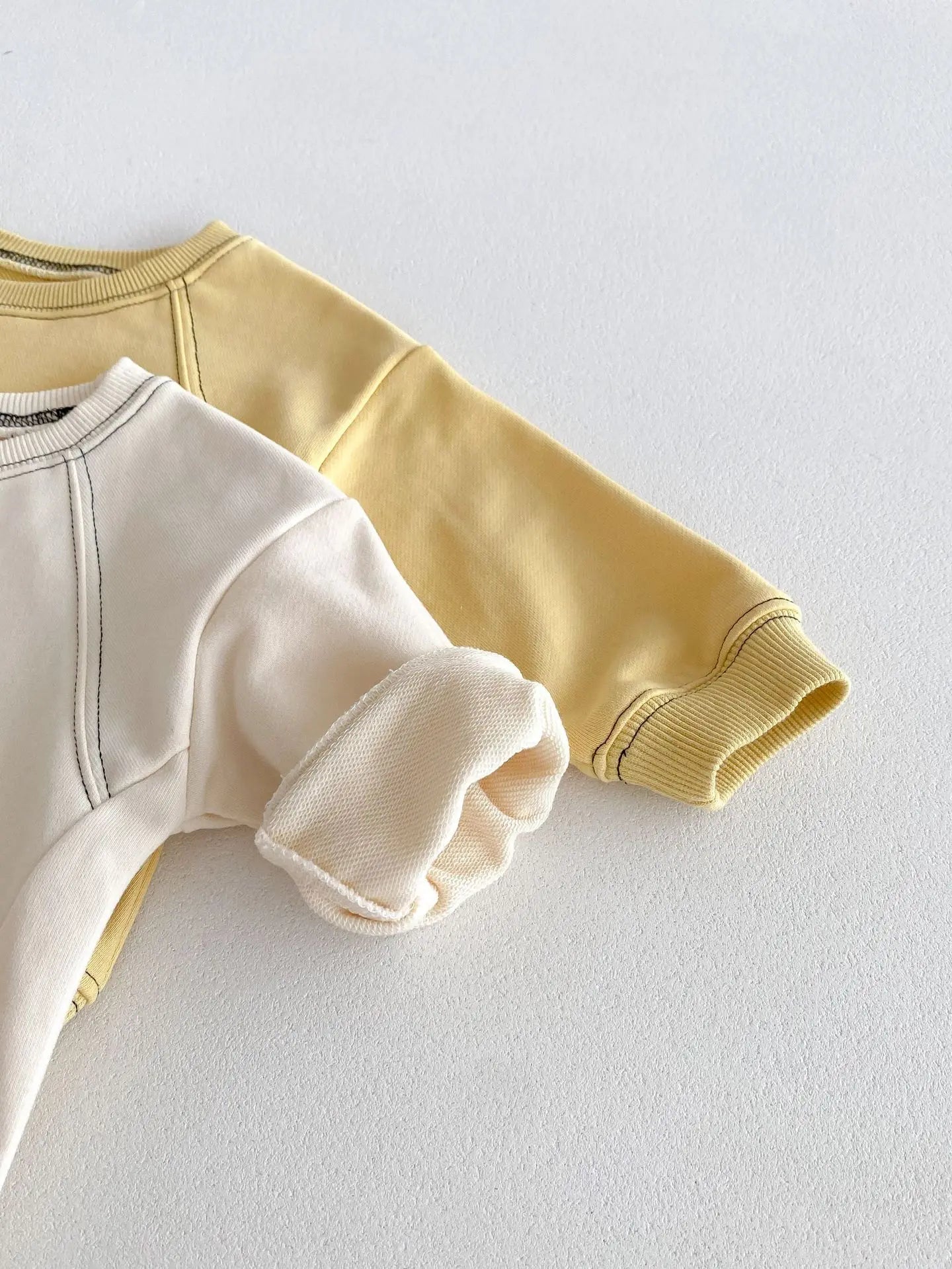 長袖セットアップ ベビーキッズセットアップ 2点セット 長袖スウェットシャツ+スウェットパンツ ラグラン切り替え ワンポイントプリント 2カラー【mh0006368】