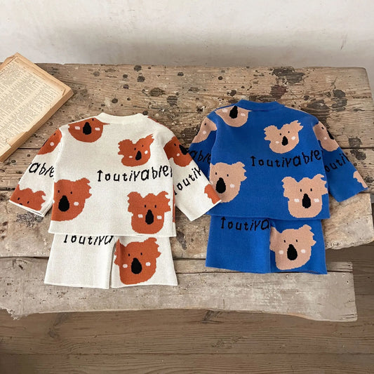 長袖セットアップ ベビーセットアップ 2点セット コアラ柄ニット長袖セータートップス+ニットハーフパンツ 2カラー【mh0007092】