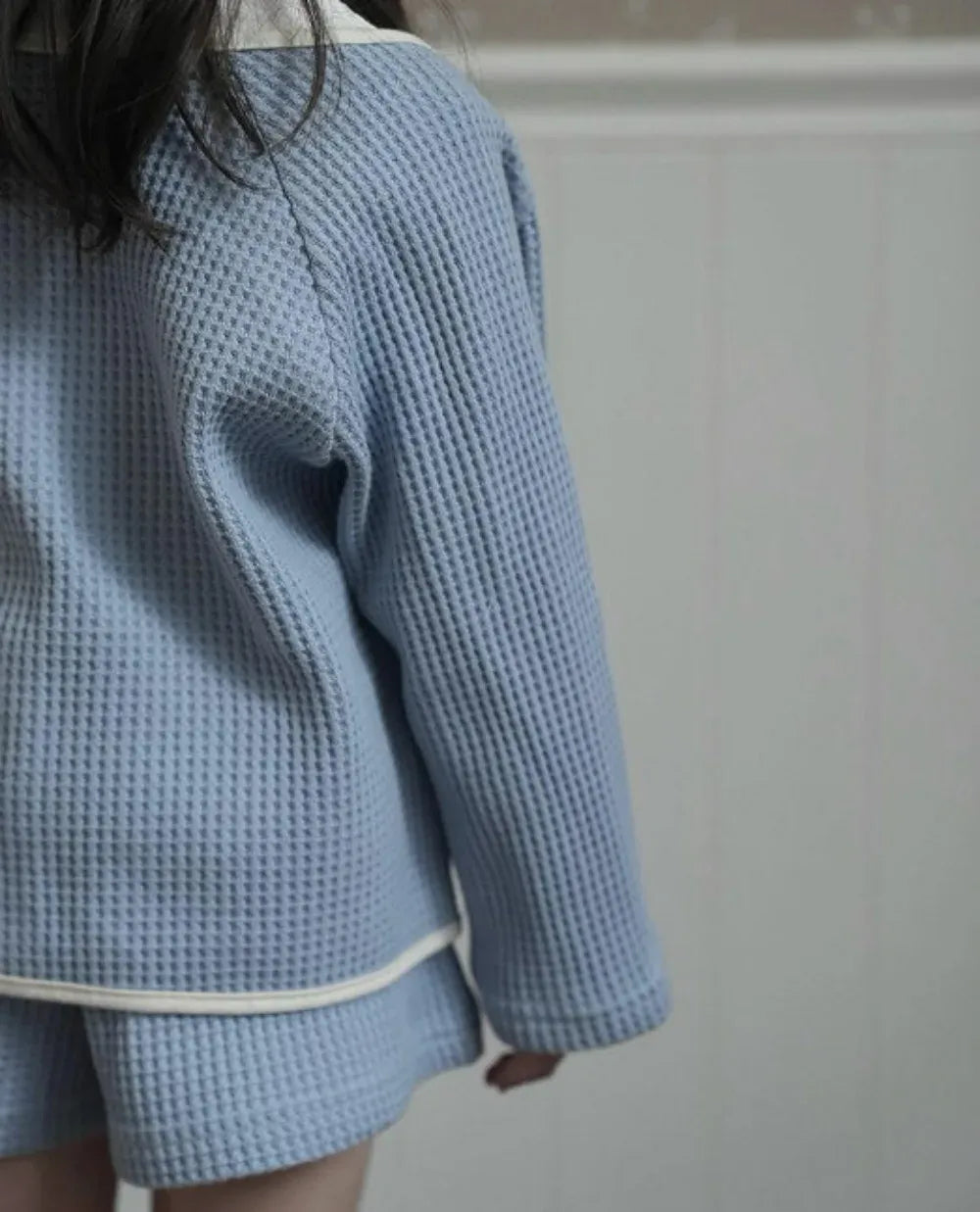 長袖セットアップ キッズセットアップ 2点セット ワッフルバイピング長袖カーディガン+ショートパンツ 2カラー【mh0007492】