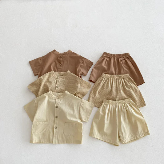 半袖セットアップ ☺︎ キッズセットアップ 2点セット ノーカラー半袖シャツ ショートパンツ シンプルベーシック 3カラー