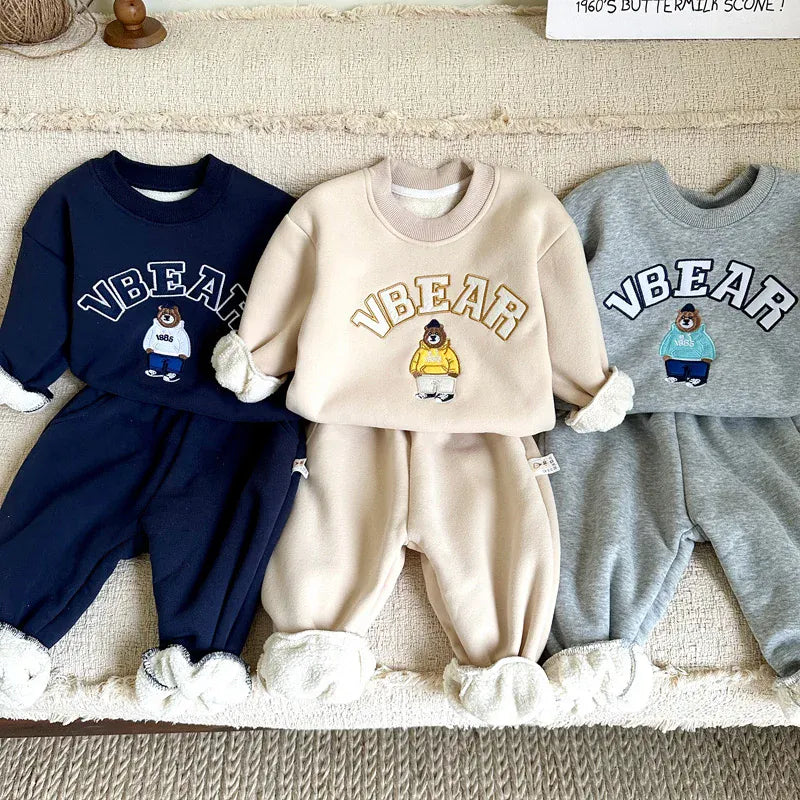 長袖セットアップ キッズセットアップ 2点セット 裏フリーススウェットトレーナー パンツ くまベア刺繍ロゴ 3カラー ボーイズ 男の子 子供服