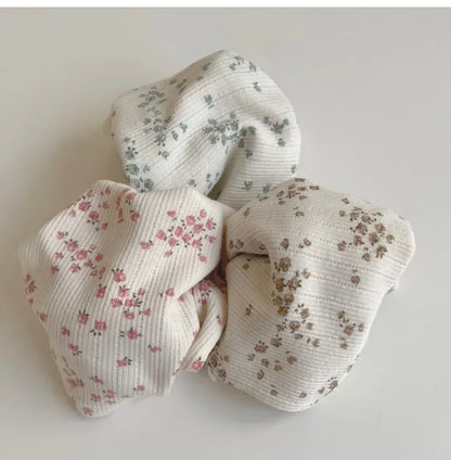 ロンパースセットアップ ベビーセットアップ 2点セット半袖ロンパース+ショートパンツ フラワー花柄プリント 3カラー【mh0006068】