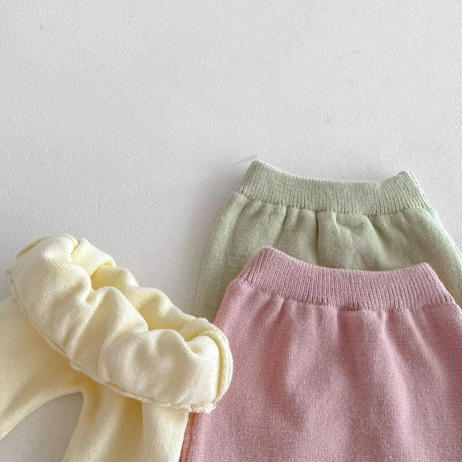 長袖セットアップ ベビーセットアップ 2点セット ニットショルダーフリルカーディガン+ニット裾フリルパンツ 3カラー【mh0007303】