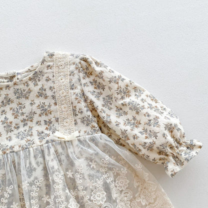 長袖ロンパース ベビー 長袖ロンパース フラワー 花柄 レースエプロン ドッキング ドレスロンパース ボンネットセット 帽子付き 2点セット ガールズ 女の子【mh0002829】