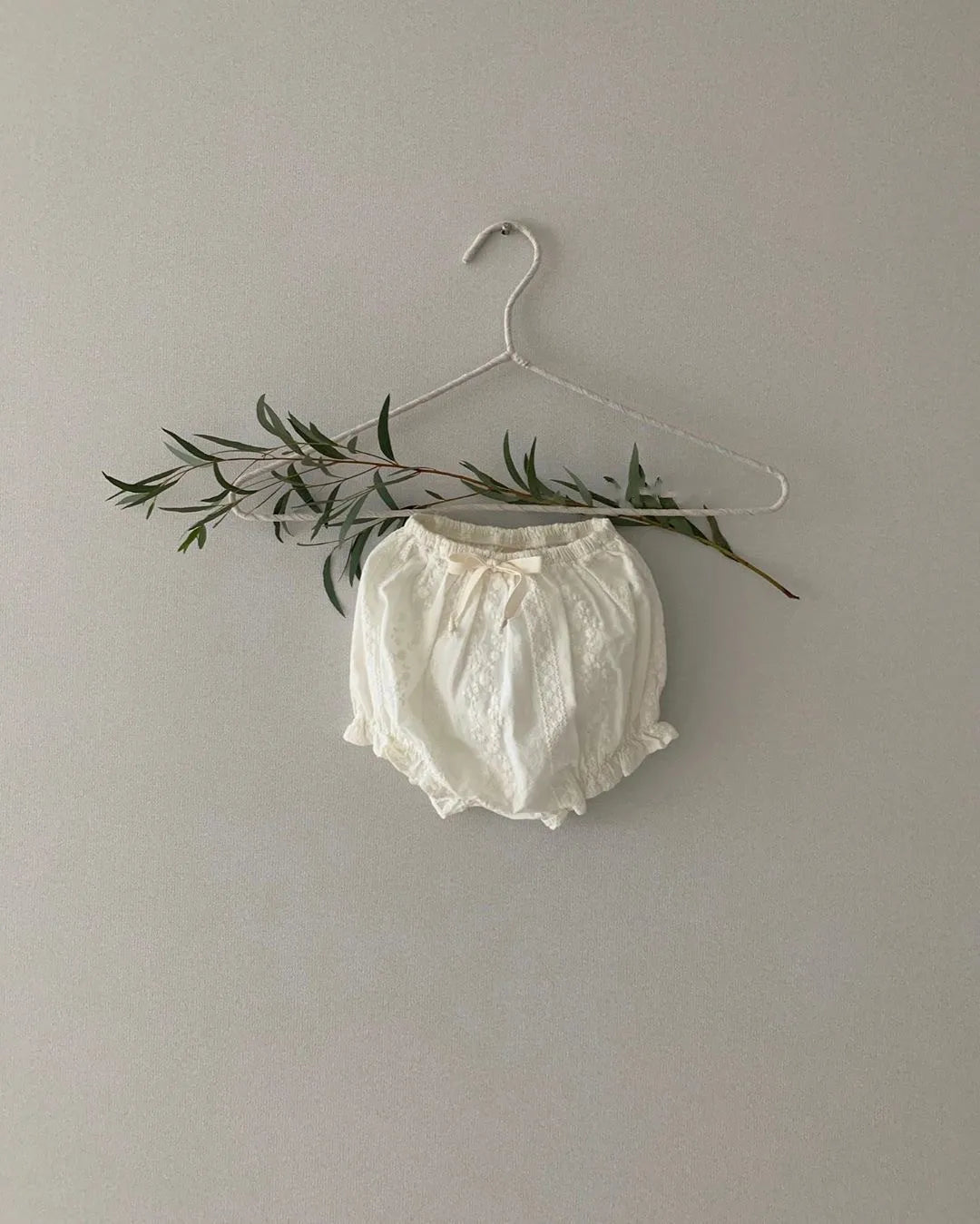 長袖セットアップ ベビーセットアップ 2点セット 長袖パフスリーブブラウス ブルマパンツ レース刺繍【mh0003785】