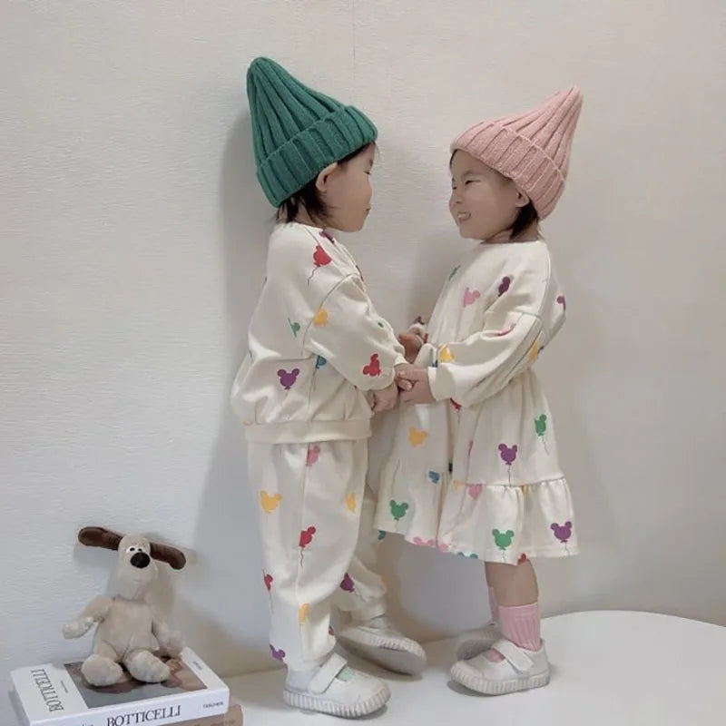 長袖セットアップ キッズセットアップ 2点セット 長袖スウェットシャツ ロングパンツ 長袖ワンピース カラフルミッキーバルーンプリント リンクコーデ  姉妹兄弟 お揃いコーデ【mh0003844】